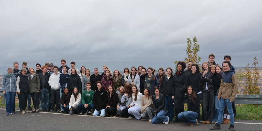 Geographen und Geographinnen besichtigen Tagebau Garzweiler